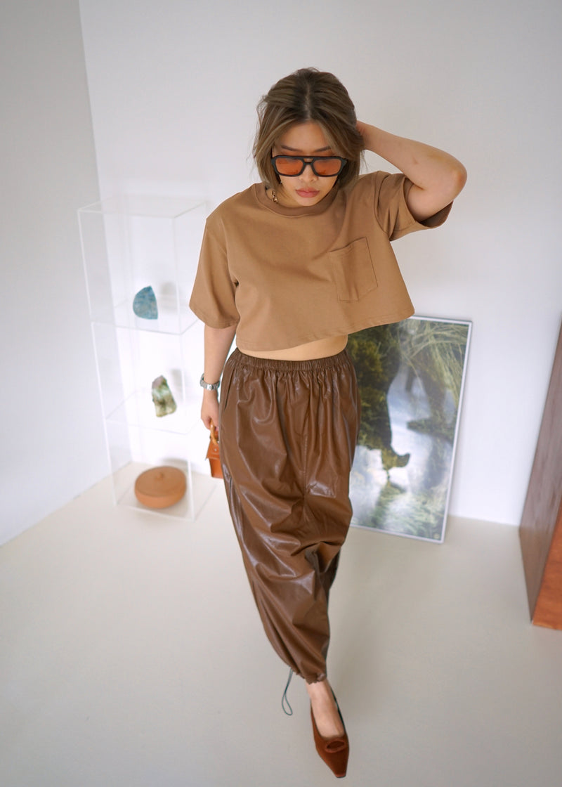 pocket crop top