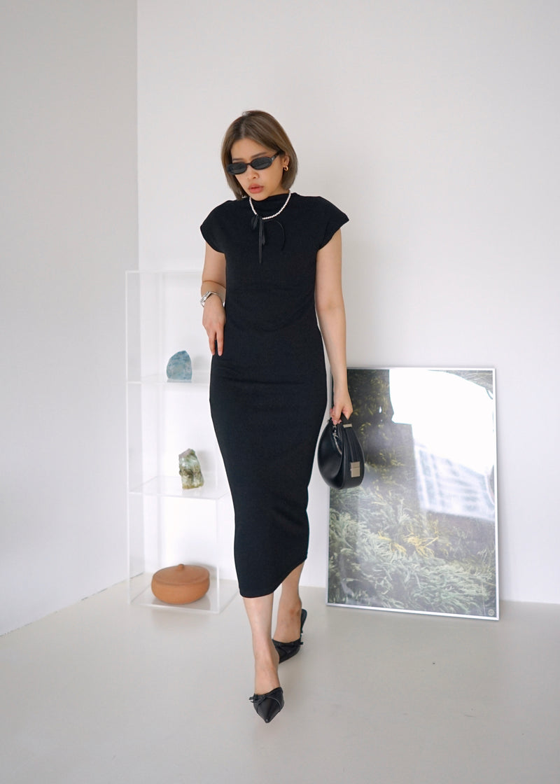 ribbed knit maxi dress