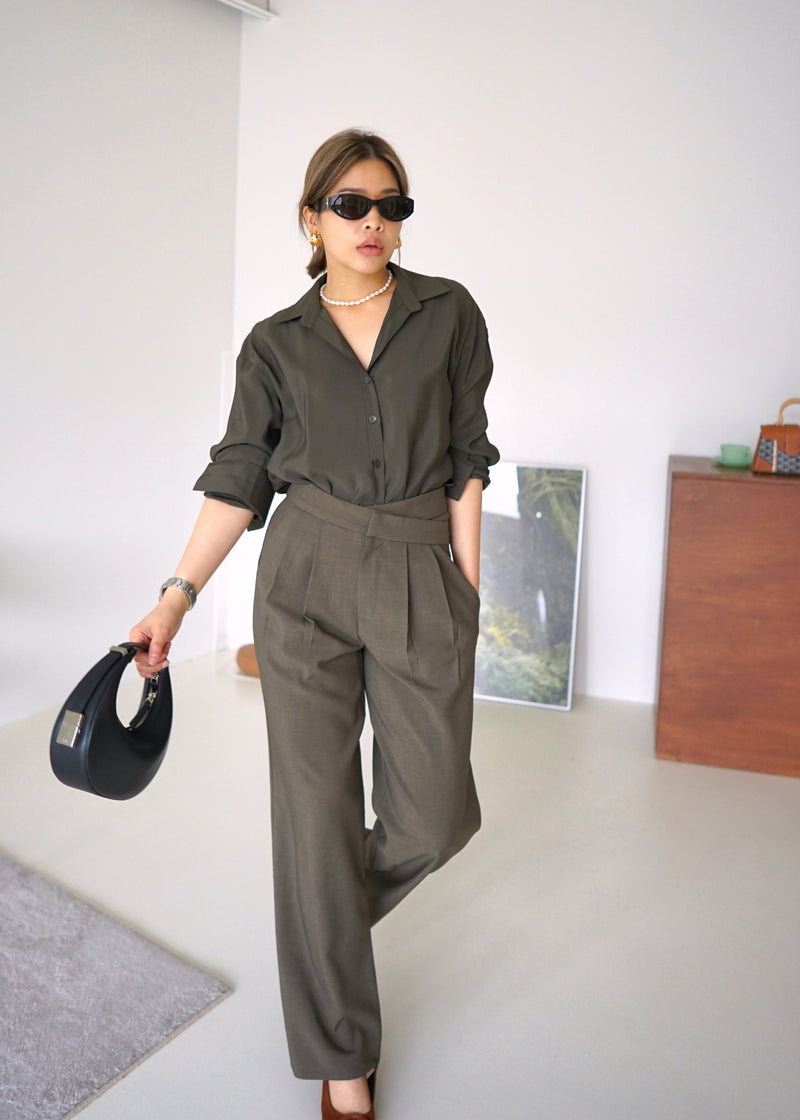 criss cross pleated trousers