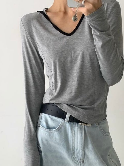 Hood v neck soft tee
