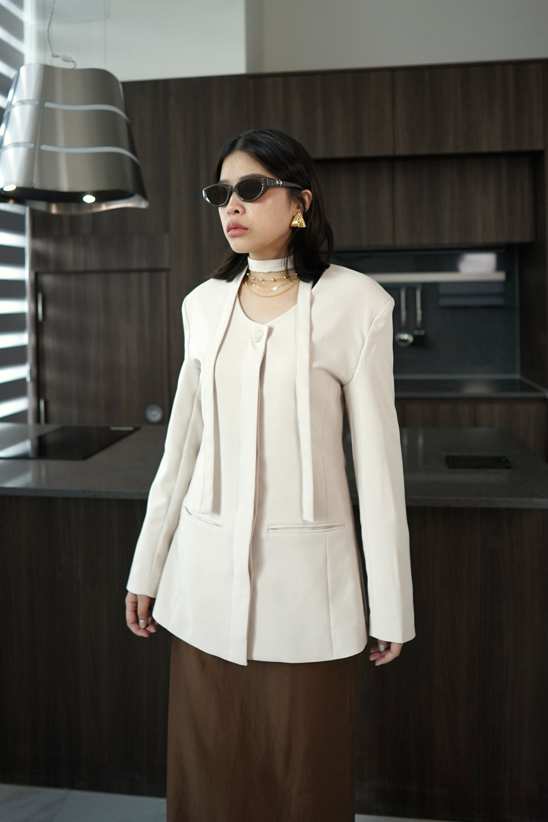 U neck collarless jacket