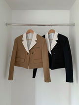 contrast collar double breasted crop suit